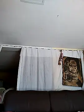 MaraVililhosa online show from February 18, 2025, 5:31 pm