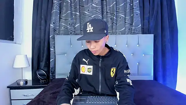 nova sex01 online show from March 7, 2025, 3:40 am