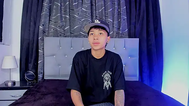 nova sex01 online show from March 18, 2025, 4:58 am