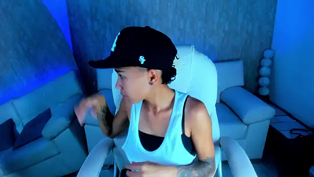 nova sex01 online show from September 11, 2025, 4:45 am