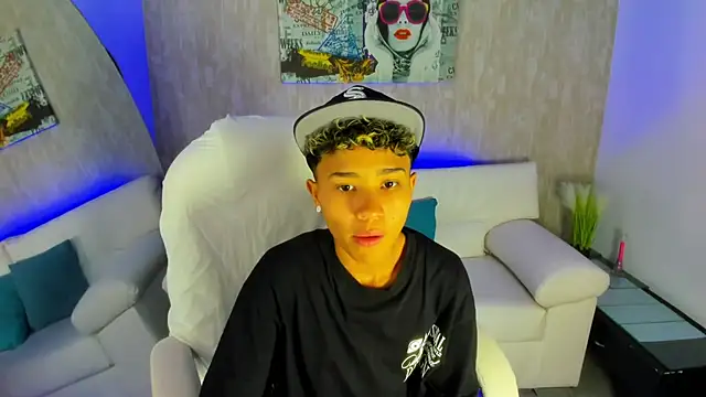 nova sex01 online show from October 17, 2025, 4:26 am