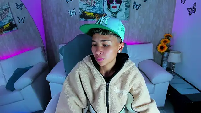 nova sex01 online show from November 30, 2025, 8:51 am