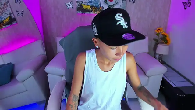 nova sex01 online show from January 7, 2026, 9:39 pm