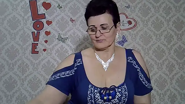 PaulaGolden online show from December 5, 2024, 3:17 pm