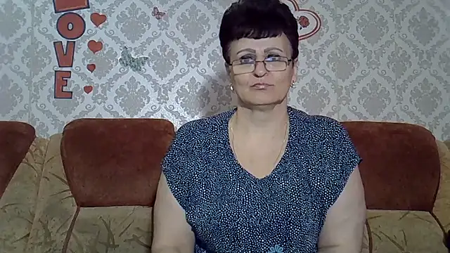 PaulaGolden online show from October 20, 2025, 6:58 am