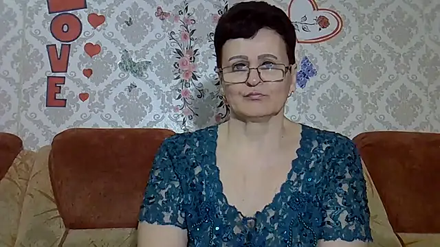 PaulaGolden online show from April 8, 2026, 5:35 pm