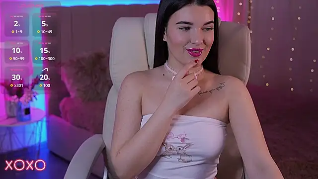 YourLolaBunny online show from February 21, 2025, 2:17 am