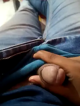 hottboyakash6969 online show from January 26, 2025, 3:58 pm