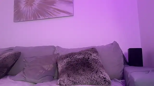 Serena 4you online show from March 28, 2026, 7:57 pm