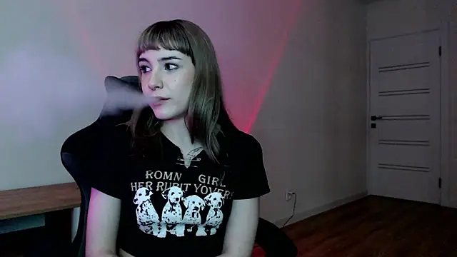 Snapshot of Princess_Shy___ chatting on March 7, 2025, 5:06 pm Princess Shy online show from March 7, 2025, 5:06 pm