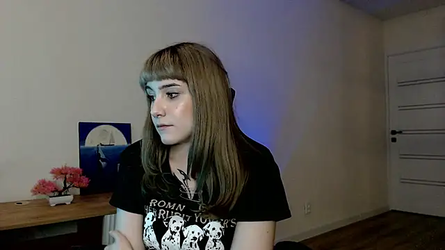 Snapshot of Princess_Shy___ chatting on March 11, 2025, 5:24 pm Princess Shy online show from March 11, 2025, 5:24 pm