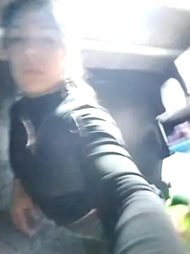 Karenn12 online show from September 13, 2025, 9:03 pm