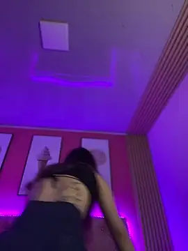 Sophie LS online show from February 6, 2025, 2:55 am