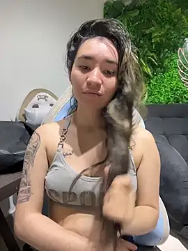 Sophie LS online show from October 24, 2025, 1:51 pm