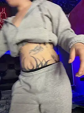 Sophie LS online show from June 5, 2026, 3:02 am