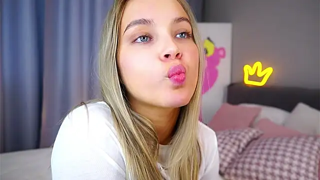 AftonConnett online show from November 14, 2025, 4:44 am