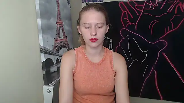 StellaCRL online show from September 25, 2025, 12:20 pm