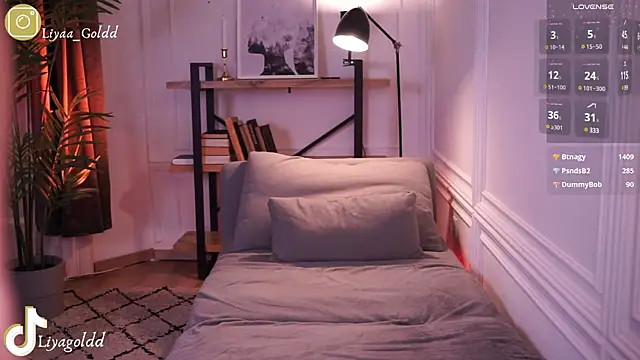 Liya Gold  online show from December 22, 2024, 4:38 pm