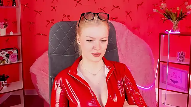 GraceGlamour online show from January 22, 2025, 8:29 am