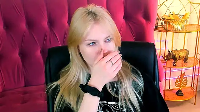 GraceGlamour online show from January 31, 2025, 11:35 am