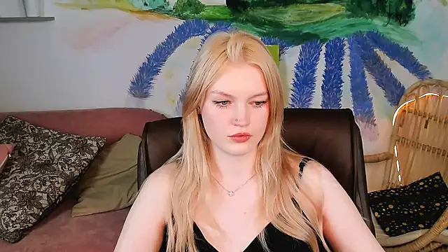 GraceGlamour online show from February 17, 2025, 8:19 am