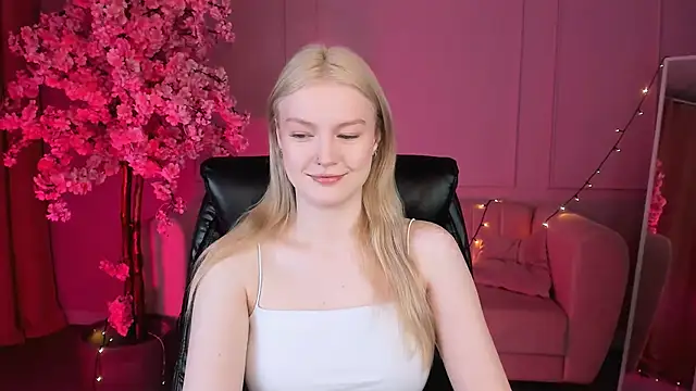 GraceGlamour online show from March 14, 2025, 5:16 am