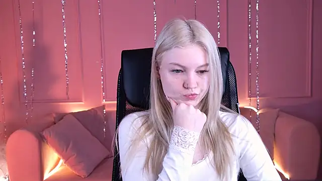 GraceGlamour online show from January 14, 2026, 5:13 am