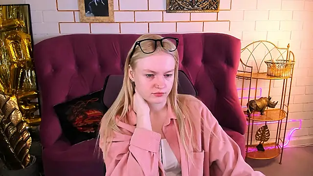 GraceGlamour online show from March 6, 2026, 5:04 am