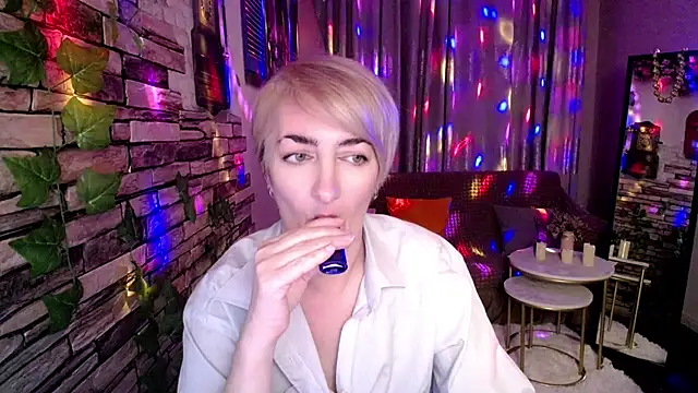 Hot Girl87 online show from December 4, 2024, 4:16 pm