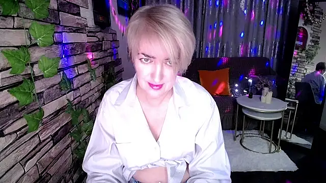 Hot Girl87 online show from December 11, 2024, 3:37 pm