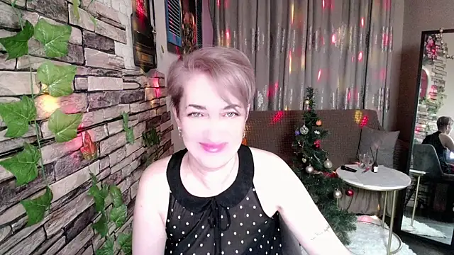 Hot Girl87 online show from January 9, 2025, 10:41 pm