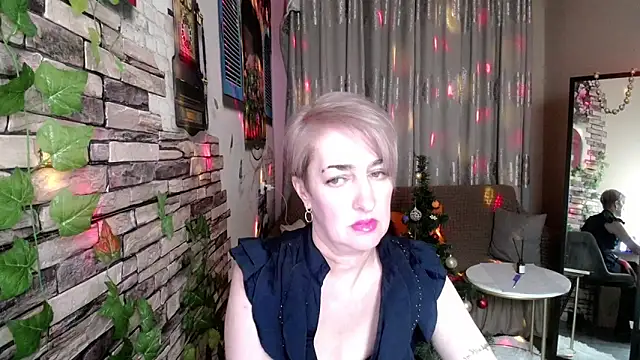 Hot Girl87 online show from January 10, 2025, 3:58 pm