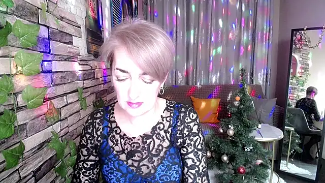 Hot Girl87 online show from January 13, 2025, 2:42 pm