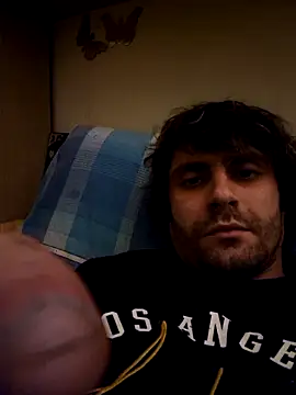 Makikoo online show from February 11, 2026, 8:14 pm