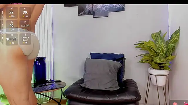 thomas eliotts online show from March 6, 2025, 8:05 pm