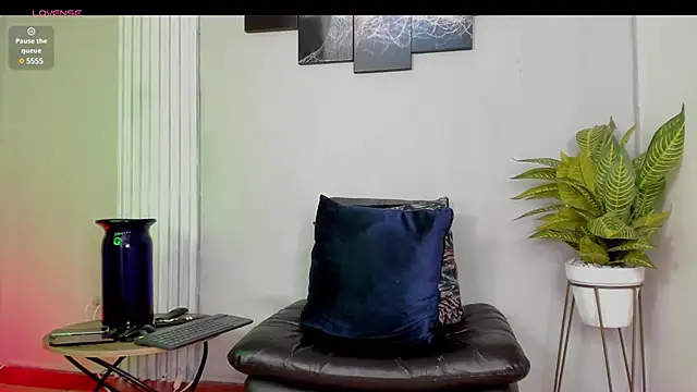 thomas eliotts online show from March 13, 2025, 8:00 pm