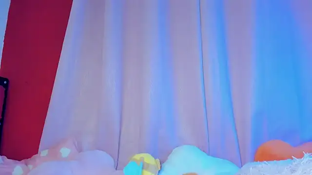 Snapshot of anni_ross chatting on March 8, 2025, 11:28 pm anni ross online show from March 8, 2025, 11:28 pm