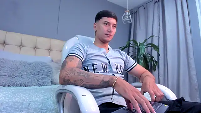 Damian23   online show from September 20, 2025, 10:27 am