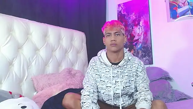 Sexys Boys Hot1 online show from February 12, 2025, 1:52 am