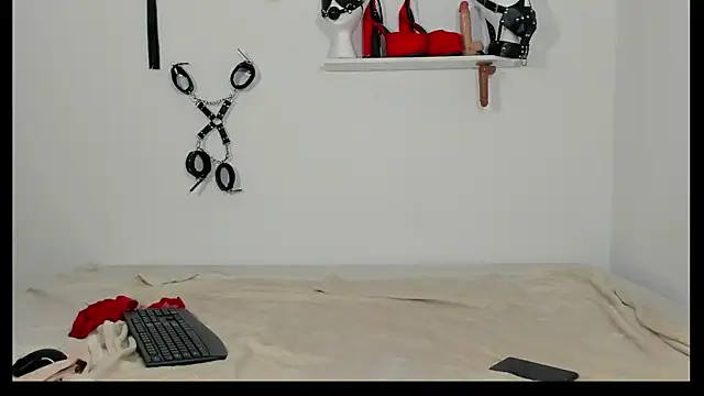 Sabrina Rosse   online show from March 22, 2025, 3:20 am