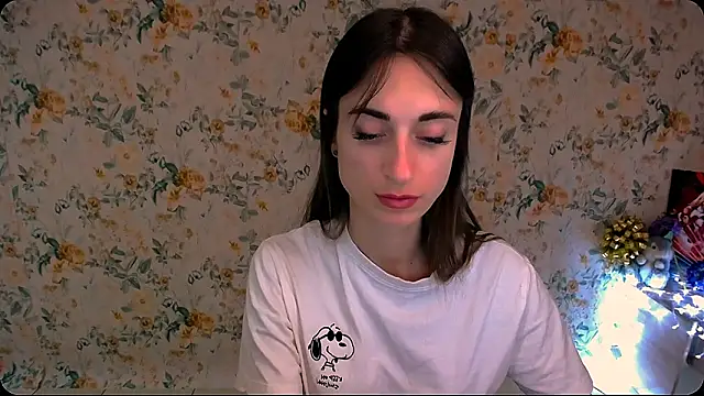 Asia N  online show from December 18, 2024, 11:13 am