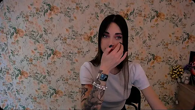 Asia N  online show from January 8, 2025, 10:15 am