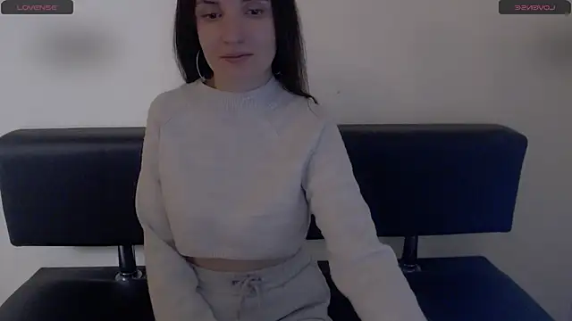 LaimaV  online show from March 13, 2026, 9:32 pm