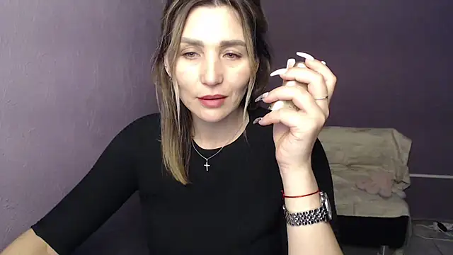  sexy lady online show from October 12, 2025, 1:32 pm