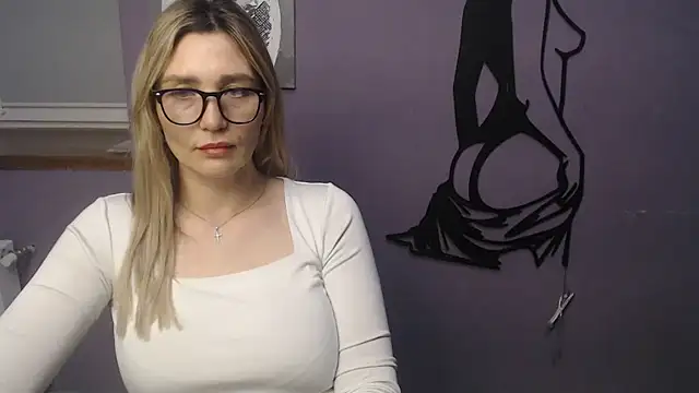  sexy lady online show from February 24, 2026, 2:59 pm