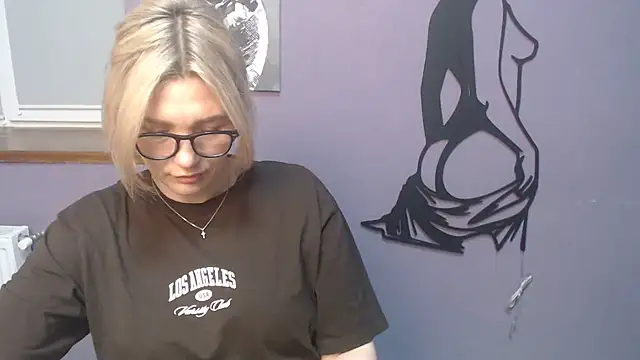 Snapshot of _sexy_lady chatting on May 21, 2026, 12:45 pm sexy lady online show from May 21, 2026, 12:45 pm