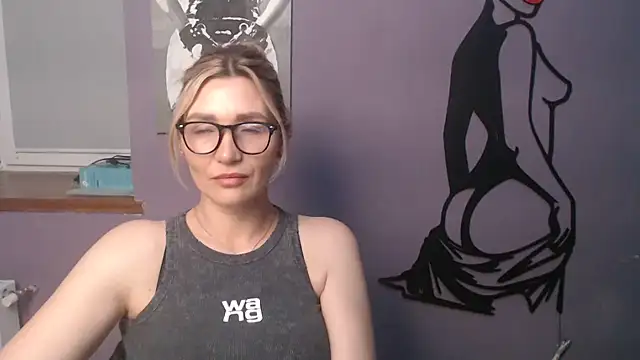 Snapshot of _sexy_lady chatting on June 3, 2026, 1:03 pm sexy lady online show from June 3, 2026, 1:03 pm