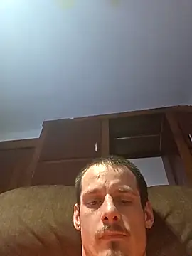 Snapshot of HardenedYakut chatting on February 6, 2026, 6:40 am HardenedYakut online show from February 6, 2026, 6:40 am