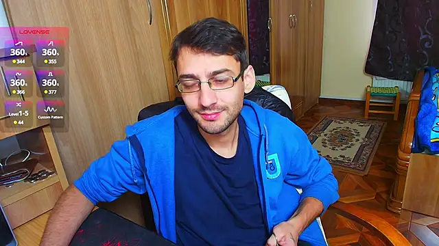 Snapshot of HungEddy chatting on December 2, 2024, 11:12 am HungEddy online show from December 2, 2024, 11:12 am