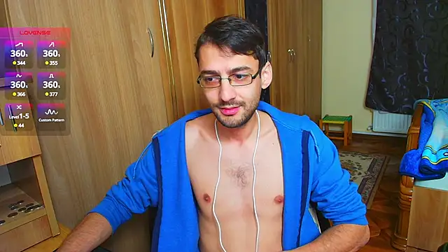 Snapshot of HungEddy chatting on December 4, 2024, 6:11 am HungEddy online show from December 4, 2024, 6:11 am